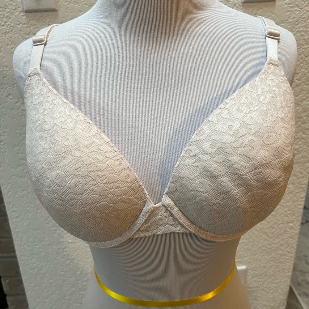 VS PINK WEAR EVERYWHERE PUSH UP BRA LEOPARD LACE 36D